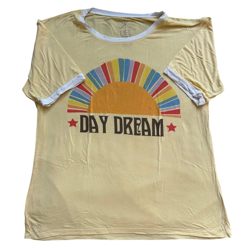 Life Clothing Co. Yellow/White "Day Dream" Short Sleeve, Graphic T-Shirt- XL